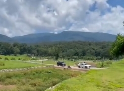 ขายที่ดินวิวเขา ต.บ้านปง อ.หางดง จ.เชียงใหม่ 43 ไร่ มีน้ำตกธรรมชาติ เหมาะสำหรับทำรีสอร์ท  พื้นที่ปรับและพัฒนาแล้ว
