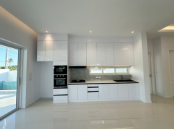 รถมือสอง อสังหาริมทรัพย์ บ้าน ปี 0 