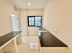 รถมือสอง อสังหาริมทรัพย์ บ้าน ปี 0 