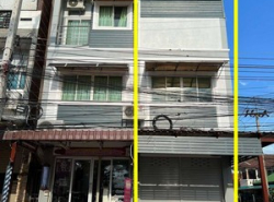 ซื้อวันนี้ เหมือนได้กำไรทันที! ตึกแถว / อาคารพาณิชย์ 3 ชั้น ตลาดสระครก จอหอ นครราชสีมา ( โคราช ) ขนาด 18 ตารางวา 