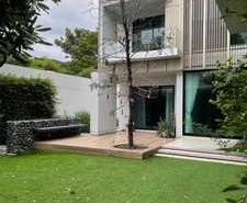 บ้านหรูNantawan Rama 9 New Krungthepkreetha  4BED ติด รร. Wellington international school  สนามกอล์ฟกรุงเทพกรีฑา