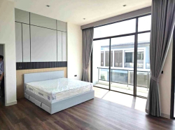 รถมือสอง อสังหาริมทรัพย์ บ้าน ปี 0 