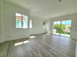 รถมือสอง อสังหาริมทรัพย์ บ้าน ปี 0 