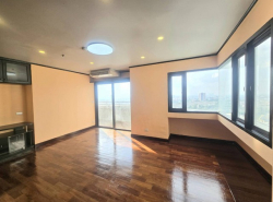 คอนโด คลองจั่น เพลส ใกล้ ถนนสุขาภิบาล 2 2190000 BAHT 2 Bedroom 66 SQ.M. BIG SURPRISE!!