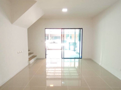 รถมือสอง อสังหาริมทรัพย์ ทาวน์เฮาส์ทาวน์โฮม ปี 0 