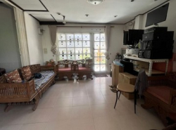 ขายบ้านชั้นเดียว ซอยลาดพร้าว วังหิน 47 บ้านปลูกเต็มพื้นที่ ขนาด 44 ตรว. 4 ห้องนอน 2 ห้องนอน