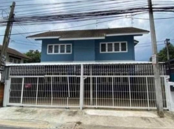 ให้เช่าบ้าน 2 ชั้น 50 ตรว. ซอยลาดพร้าว 69 ติดสถานีรถไฟฟ้า ลาดพร้าว71 เหมาะทำออฟฟิศ เดินทางสะดวก