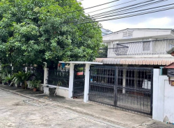 ขายบ้านเดี่ยวพระรามเก้า ซอย 58 เนื้อที่ 84 ตร.วา 4 ห้องนอน 4 ห้องน้ำ ฝั่งตรงข้ามเดอะไนน์ พระราม 9 บรรยากาศร่มรื่น น่าอยู่