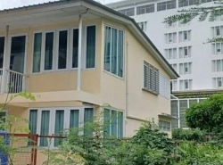 รถมือสอง อสังหาริมทรัพย์ บ้าน ปี 0 
