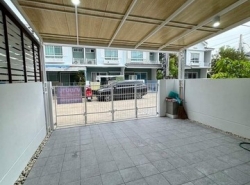 Indy อินดี้ 3 ประชาอุทิศ 90 (Land and Houses) รีโนเวทใหม่ ทั้งหลัง มินิมอล 