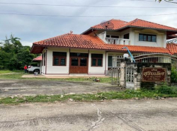 ขายบ้านหรูใจกลางเมืองศรีสะเกษ บนเนื้อที่ 1 ไร่ 1 งาน 49 ตารางวา