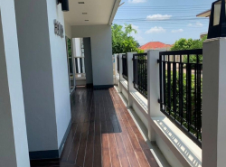 รถมือสอง อสังหาริมทรัพย์ บ้าน ปี 0 