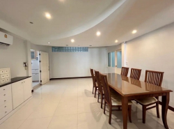 ให้เช่าบ้านเดี่ยว 2 ชั้น 63 ตรว. ทรงโมเดิร์น หมู่บ้านเสรี พระรามเก้า 43 รีโนเวทใหม่ ใกล้ The Nine พระราม 9 และตลาดเสรี มาร์เก๊ต 