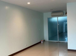ขายทาวน์โฮม 3 ชั้น โครงการบ้านกลางเมือง s-sense ศรีนครินทร์ 46-1 หลังมุม ใกล้รถไฟฟ้าสายสีเหลือง