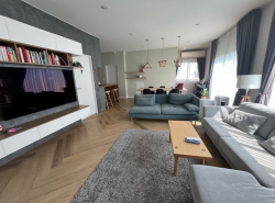 HR2083Fully Furnished Single-Detached House for Rent Burasiri Phattanakarn