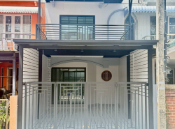 หมู่บ้านสิรารมย์ บ้านกล้วย-ไทรน้อย บางบัวทอง  ทาวน์เฮาส์ 2 ชั้น ตกแต่ง