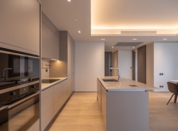 BH2961 ให้เช่าคอนโดTonson One Residence ต้นสน วัน เรสซิเดนซ์ Two-Bedroom 117.5 sq.m (Floor 12th) วิวดีเลย ใกล้รถไฟฟ้า BTS เพลินจิต