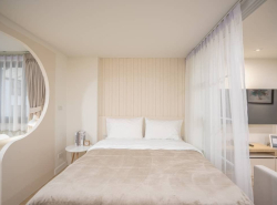 โซนนิมมาน ขาย 2.98 ล้าน 30 ตรม. Hillside 2 วิวภูเขา รีโนเวทใหม่ สไตล์มินิมอลผสมญี่ปุ่น ปล่อยเช่า Airbnb ได้ ผลตอบแทน 12%   ต่อปี