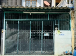ฝั่งเพชรเกษม เดอะมอลล์ บางแค ในย่านพุทธมณฑล MRTหลักสอง ให้เช่าทาวน์เฮ้าส์ 2 ชั้น สาย 2 