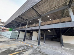 ให้เช่าโกดัง800ตร.ม.สุขุมวิท93บางจากเขตพระโขนงเหมาะทำสนามกีฬาในร่มคาเฟ่ใกล้BTSบางจาก