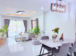 รถมือสอง อสังหาริมทรัพย์ บ้าน ปี 0 