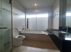 รถมือสอง อสังหาริมทรัพย์ บ้าน ปี 0 