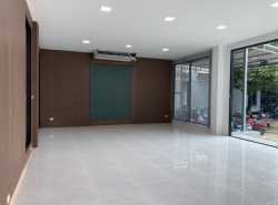 ให้เช่าอาคารสำนักงาน 2 ชั้น ถนนรามอินทรา ใกล้แฟชั่นไอส์แลนด์