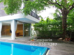 0042891 ขายบ้านพูลวิลล่า  รามคำแหง118 สะพานสูง บึงกุ่ม ขนาด 130 ตร.วา บ้านพูลวิลล่า บ้านหลังมุม หลังสวย สไตล์โมเดิร์นพร้อมสระว่ายน้ำส่วนตัว