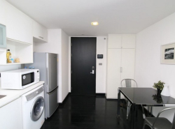 The Alcove Thonglor 10 beautiful view quiet private 11th floor BTS Thonglor