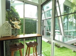 NTG130 ให้เช่า บ้านเดี่ยว วิลลาจจิโอ 2 ศรีนครินทร์-บางนา
บ้านหน้าสวนแต่งสวยพร้อมอยู่ ใกล้เมกะบางนา5นาที มีห้องแม่บ้านและเรือนรับรอง บ้านใหม่