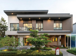 Luxury House For Sale Boulevard บ้านหรู 2 ชั้น เวนิว ไอดี มอเตอร์เวย์ - พระราม9 (Venue ID Motorway-Rama9) ถ.พัฒนาชนบท 4  ลาดกระบัง กรุงเทพ