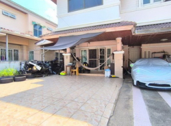 หมู่บ้านยิ่งรวยนิเวศน์ ถนนประชาชื่น ตำบลบางตลาด  อ.ปากเกร็ด  จ.นนทบุรี  