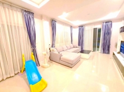 ขาย-เช่าบ้านเดี่ยว 2 ชั้น มีสวน 65ตรว เพชรเกษม69-77  205ตรม.โฮมโปร เพชรเกษม 2.5 กม.  รักสัตว์ 4นอน 3น้ำ 1จอดรถ 4แอร์ วิคตอเรีย การ์เด้นท์