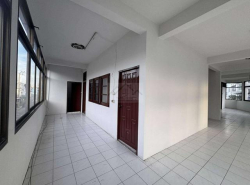 รถมือสอง อสังหาริมทรัพย์ บ้าน ปี 0 