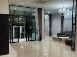 ขายบ้านเดี่ยว 2 ชั้น เศรษฐสิริ ศรีนครินทร์-พระราม9  กรุงเทพกรีฑา7 ขนาด 62 ตร.ว. แปลงมุม บนทำเลศักยภาพ