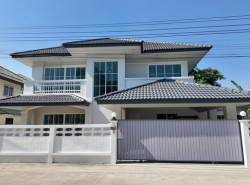 ขายบ้านเดี่ยว 2 ชั้น หมู่บ้านทองสถิตย์วิลล่า 5 ซอยประเสริฐมนูกิจ 29
