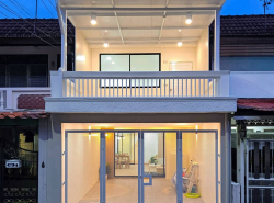 [ทำเลเมืองนนท์ เข้าออกได้ 3 ทาง] ทาวน์เฮาส์ 2 ชั้น ซอยเรวดี 57