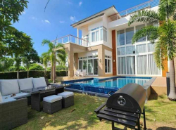 H464 ให้เช่า บ้าน Pool Villa ​ติดทะเล​ นาจอมเทียน​-บังเสร่​