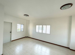 รถมือสอง อสังหาริมทรัพย์ บ้าน ปี 0 