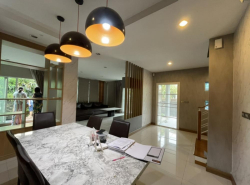 รถมือสอง อสังหาริมทรัพย์ บ้าน ปี 0 