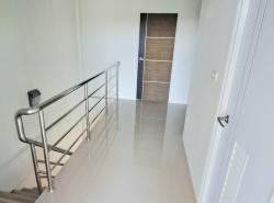 รถมือสอง อสังหาริมทรัพย์ บ้าน ปี 0 