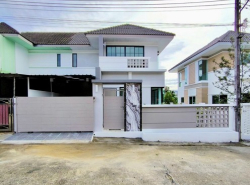 ขาย บ้านแฝดสไตล์เดี่ยวหรู 2 ชั้น รัษฎาภูเก็ต รีโนเวทใหม่หมดทั้งหลังหลังบ้านโปร่งวิวภูเขา