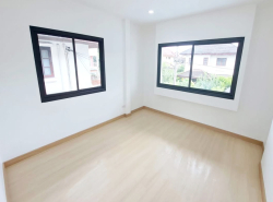 รถมือสอง อสังหาริมทรัพย์ บ้าน ปี 0 