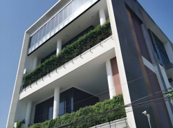 ขาย บ้านเดี่ยว Luxury house บ้านหรูพูลวิลล่า กรุงเทพกรีฑา 2047 ตรม 1 งาน 48 ตรว