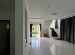 รถมือสอง อสังหาริมทรัพย์ บ้าน ปี 0 