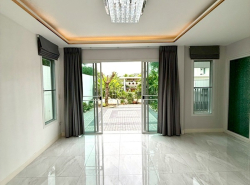 รถมือสอง อสังหาริมทรัพย์ บ้าน ปี 0 