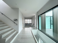 รถมือสอง อสังหาริมทรัพย์ บ้าน ปี 0 