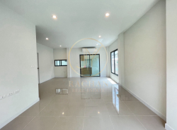 รถมือสอง อสังหาริมทรัพย์ บ้าน ปี 0 