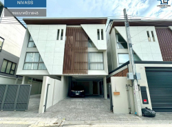 LM24-0250 ขายบ้านแฝดหรู พร้อมสระว่ายน้ำส่วนตัว Nivass ซอยนาคนิวาส 48 แยก 7 ขนาด 45.3 ตรว 3 นอน 4 น้ำ