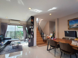 ขายด่วน! บ้านเดี่ยว 2 ชั้น หมู่บ้านไลฟ์ บางกอก บูเลอวาร์ด รามอินทรา 65